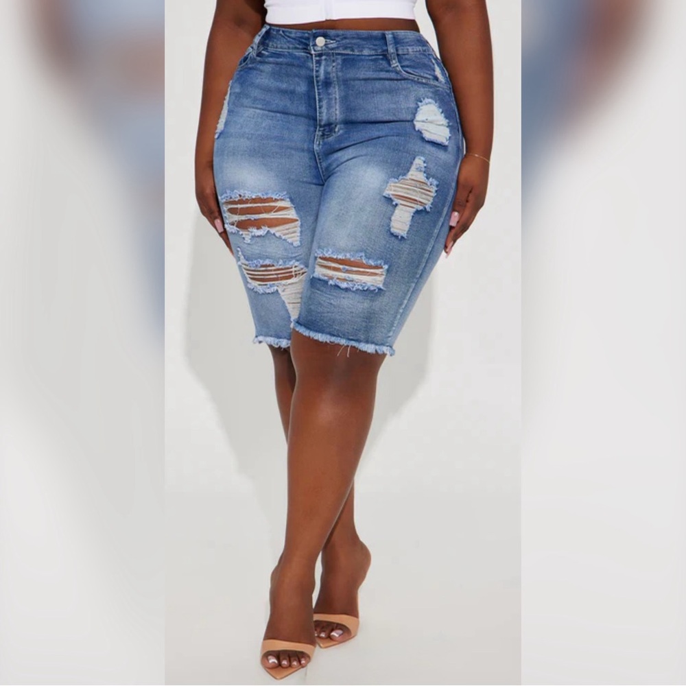 Fashion Nova Blue Casual Knee-Length Distressed Denim Shorts
